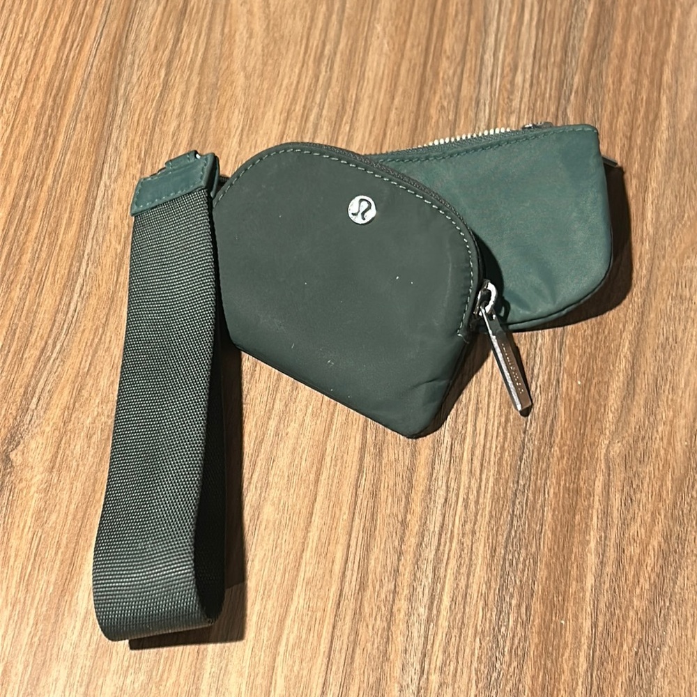 lululemon dual pouch wristlet